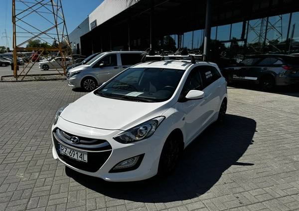 Hyundai I30 cena 31999 przebieg: 169500, rok produkcji 2013 z Łabiszyn małe 92
